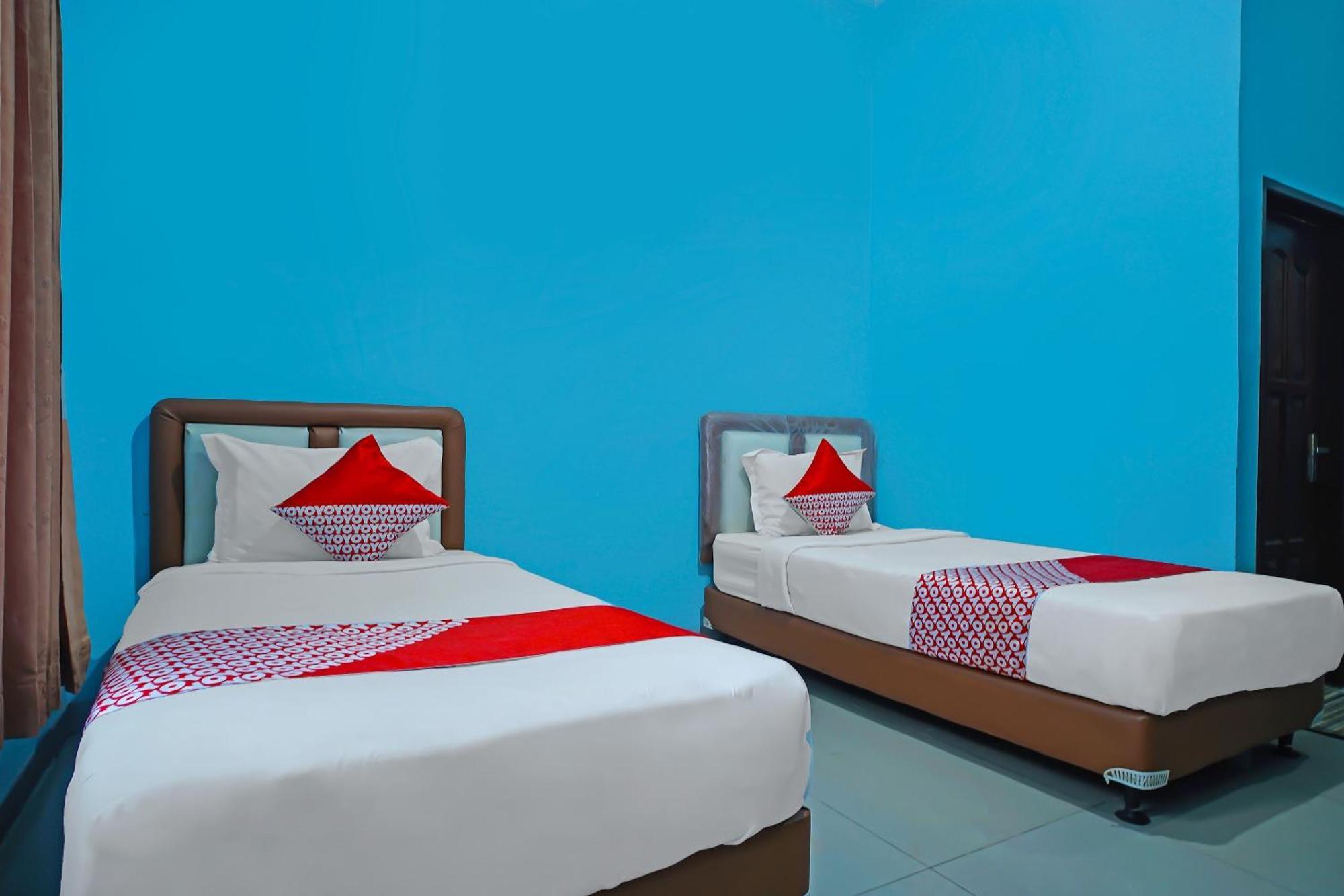 Oyo 92577 Hotel Sidikalang Near Kejaksaan Negeri Dairi Exterior foto